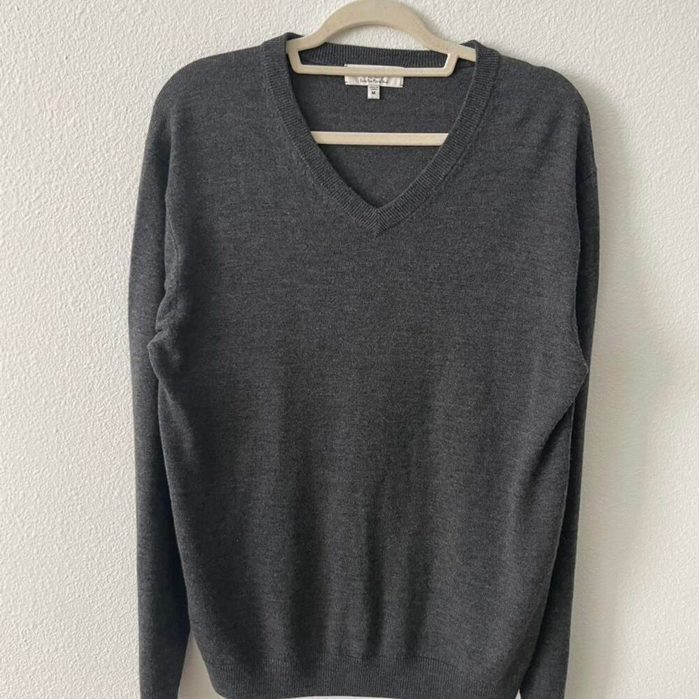 Turnbury Gray Sweater Women's M Merino Wool Preppy Luxury Corpcore Corporate